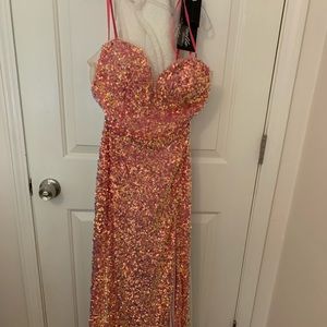 prom dress / pink/ purple lights